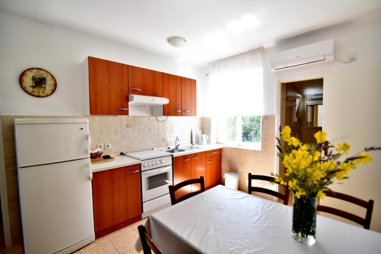 Apartmani Badurina - Crnika Lun  Extérieur photo